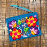 Ayacucho Bordado Purse (Light Blue)