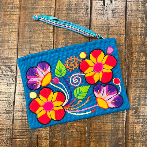 Ayacucho Bordado Purse (Light Blue)